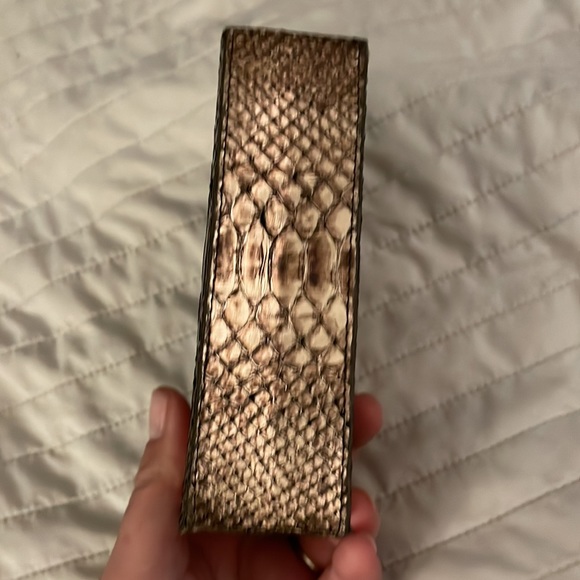 Nancy Gonzalez metallic python 🐍 snake scale evening clutch - Picture 5 of 15